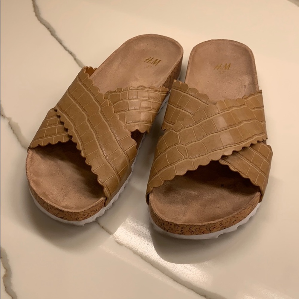 H+M slides size 6
